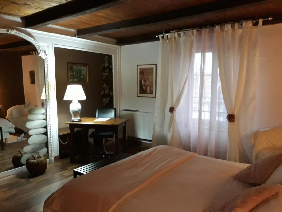 Bed And Breakfast "Le Moulin A Grains" Menil-la-Horgne Bagian luar foto