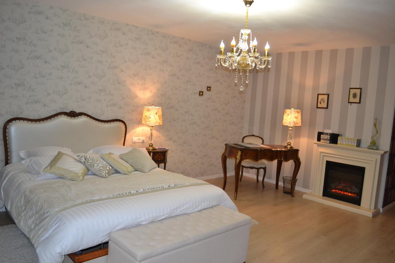 Bed And Breakfast "Le Moulin A Grains" Menil-la-Horgne Bagian luar foto