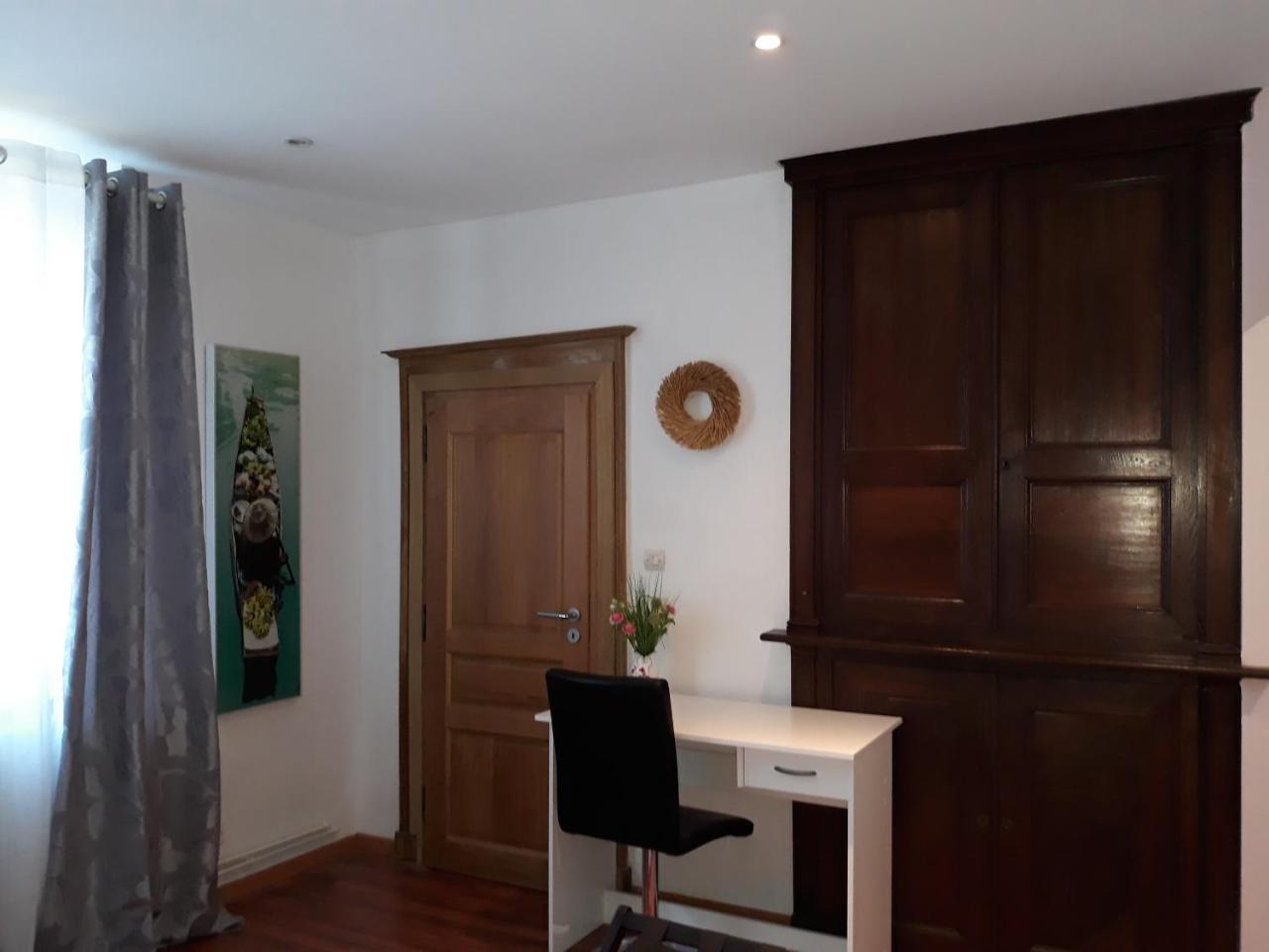 Bed And Breakfast "Le Moulin A Grains" Menil-la-Horgne Bagian luar foto
